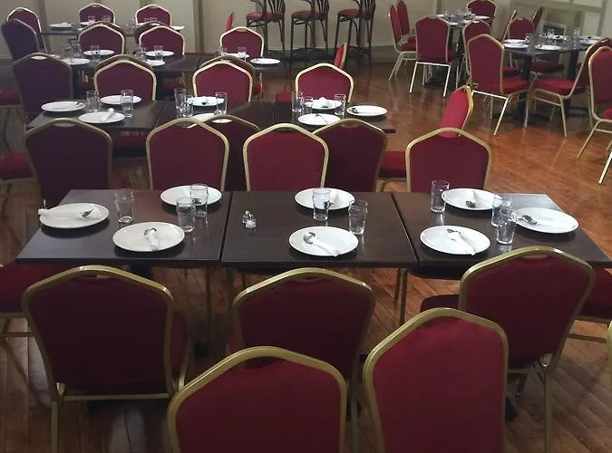 The Bay Couette-café 2*