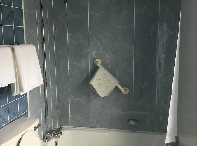 Couette-café The Bay 2*