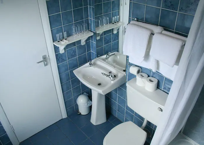 Nocleg ze śniadaniem The Bay 2*